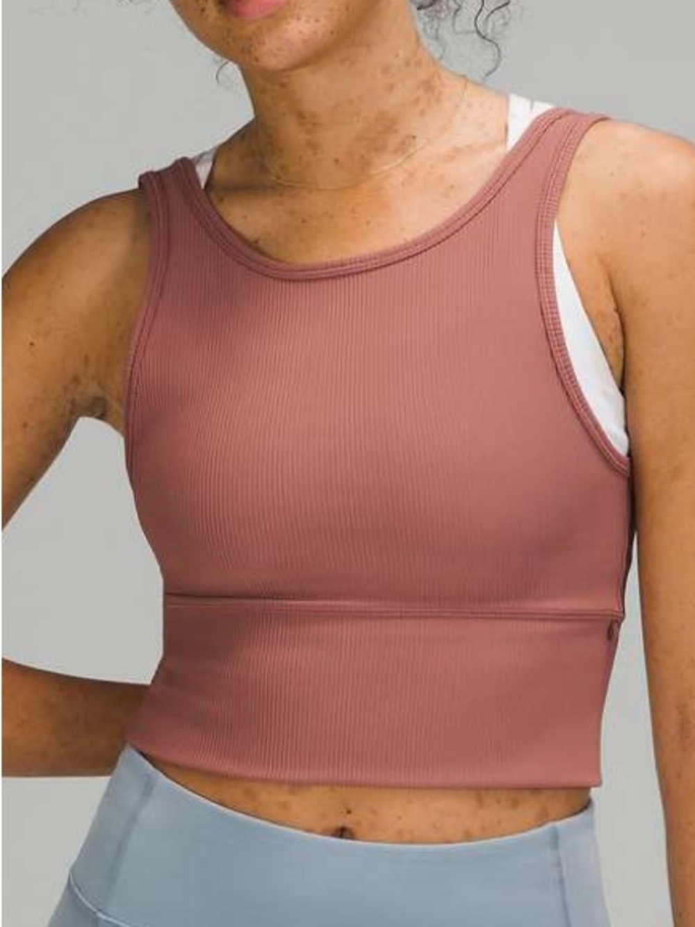 Lululemon Power Pivot Tank *Rib
•Spiced Chai🪵🍂🤎